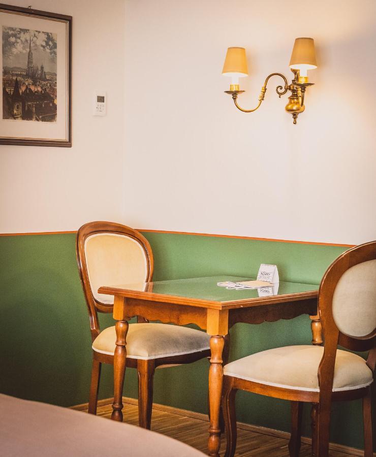 Henri Hotel Wien Siebterbezirk Dış mekan fotoğraf