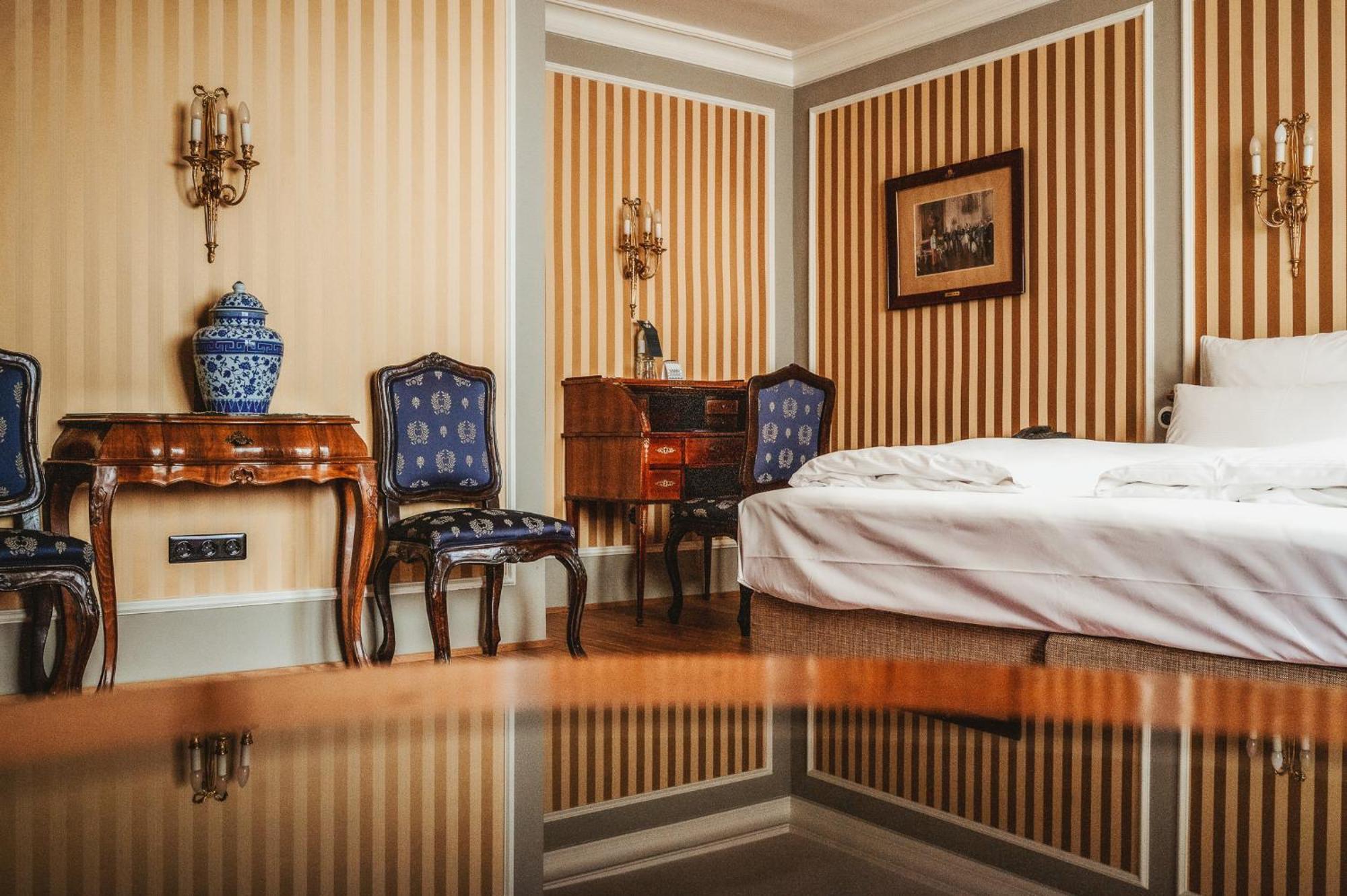 Henri Hotel Wien Siebterbezirk Dış mekan fotoğraf